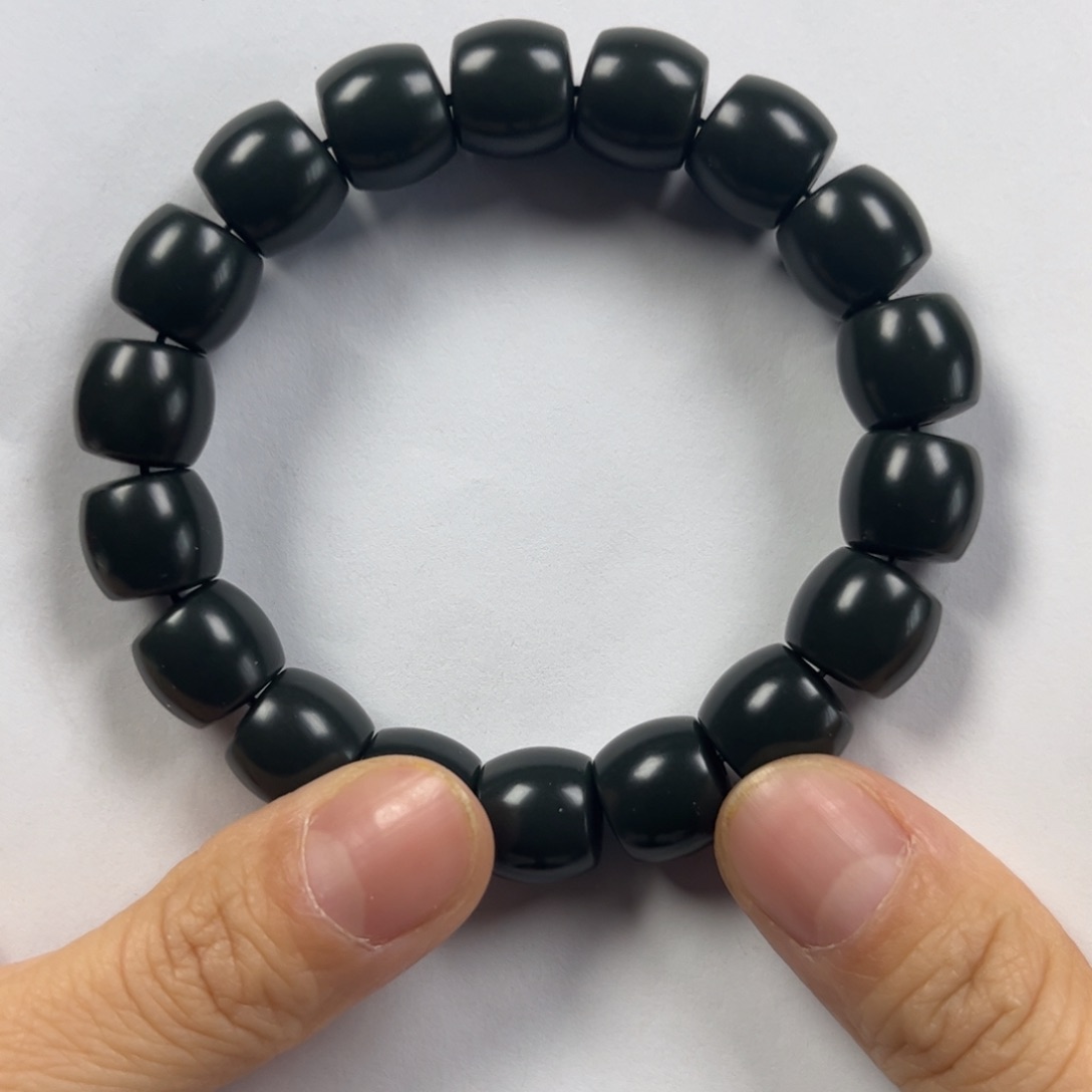 和田玉手链未镶嵌雪卡12直切珠宝级