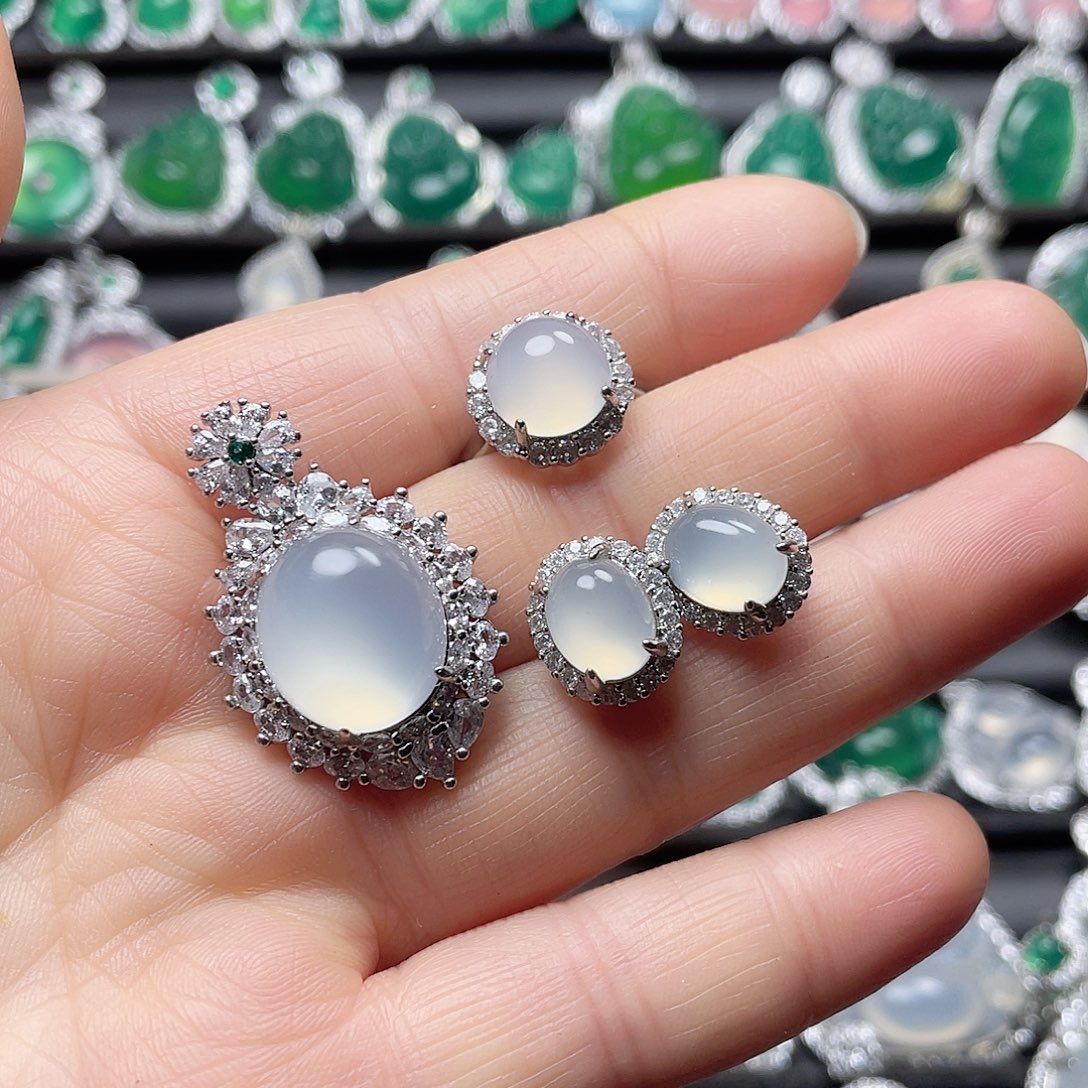 玛瑙/玉髓挂件合金