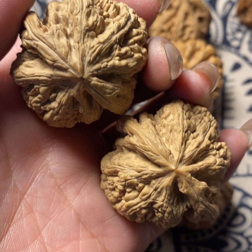 【闪购商品】文玩核桃吊坠冷**_粗筋 花