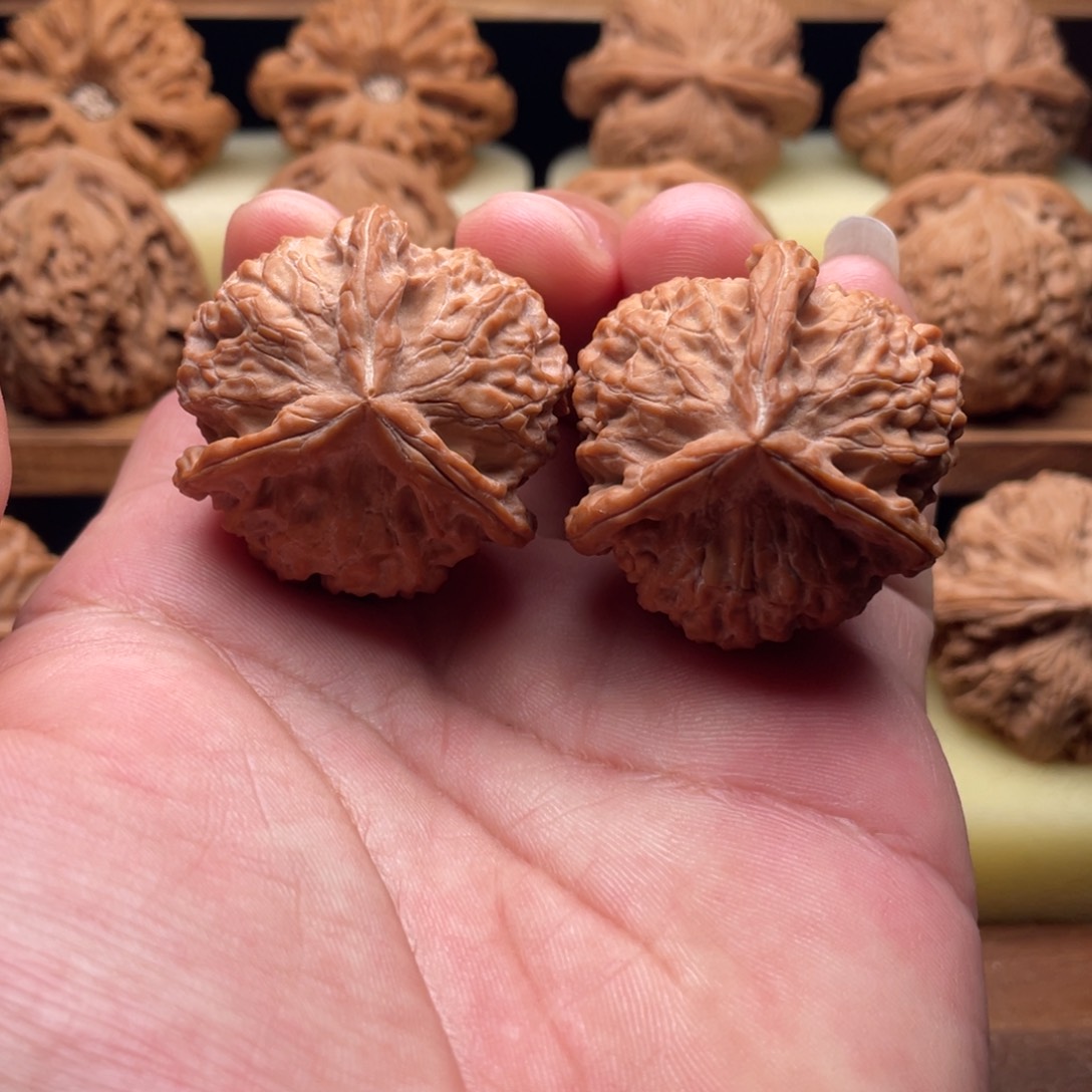 文玩核桃吊坠37全品金锭元宝三棱