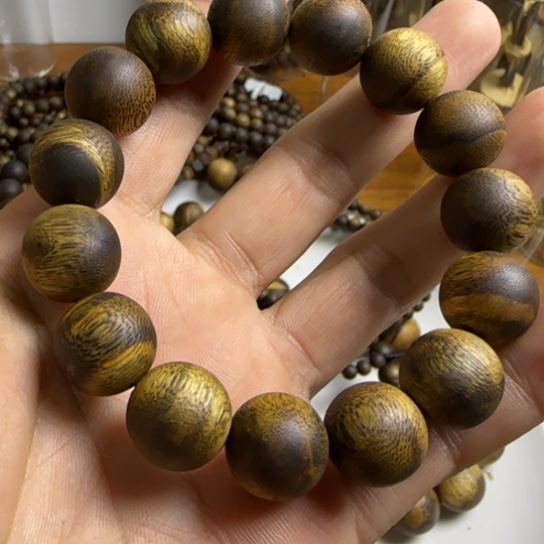 沉香碎屑沉香绿棋楠沉香1.5单圈17克➕