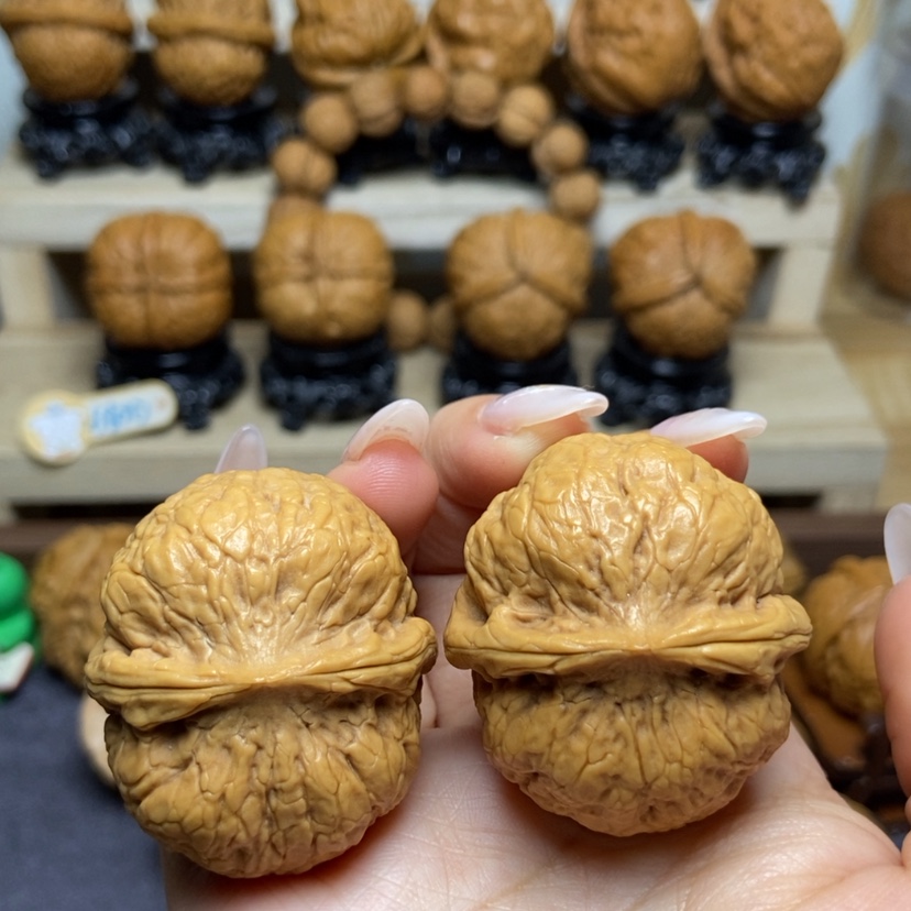 【闪购商品】桃核吊坠9…………41mm