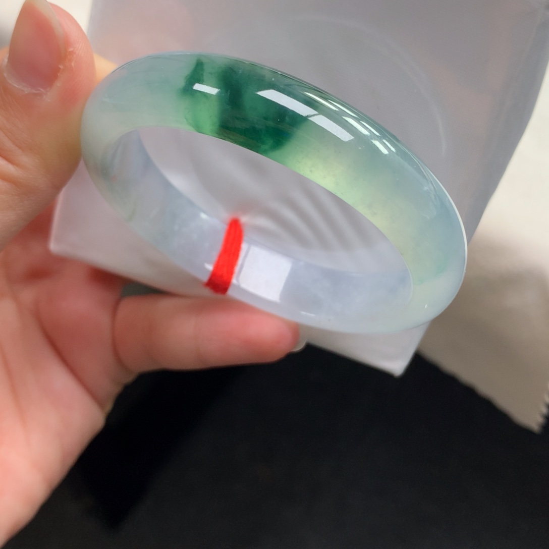 翡翠未镶嵌手镯10号51.8贵妃（48-49正）完美冰胶一抹绿