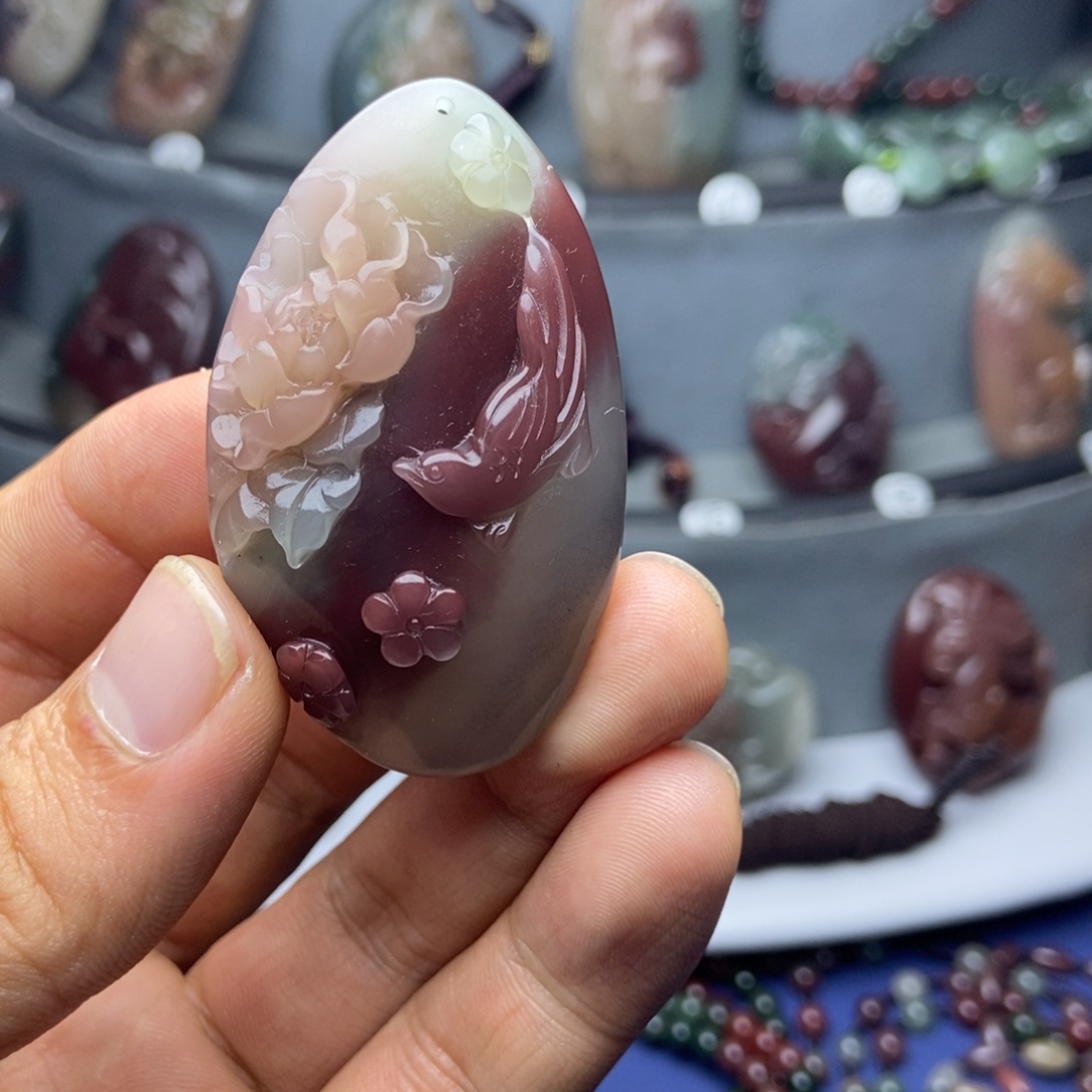 玛瑙/玉髓未镶嵌颈饰