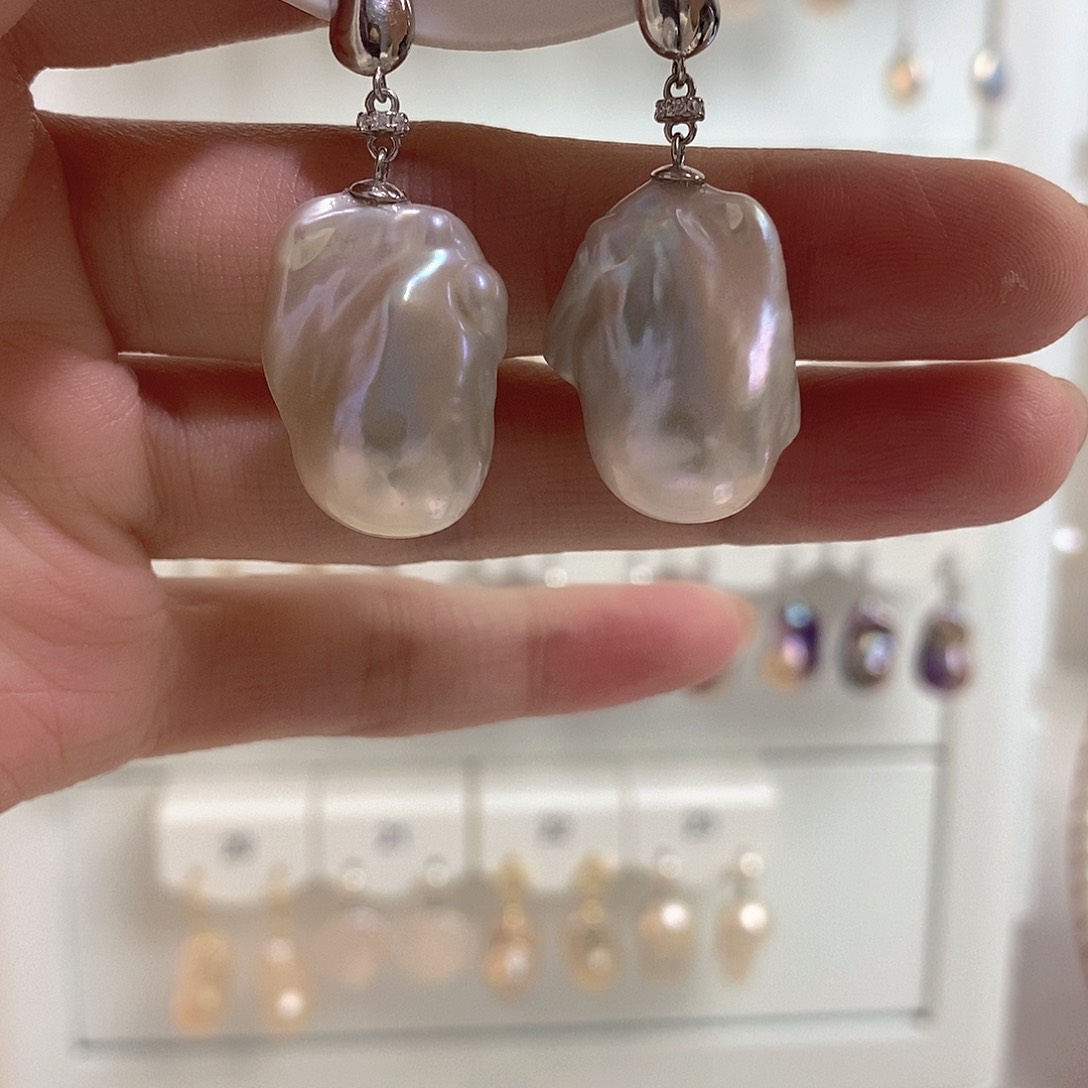 淡水珍珠颈饰合金修**菊