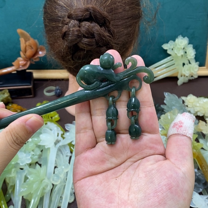 蛇纹石玉发饰未镶嵌