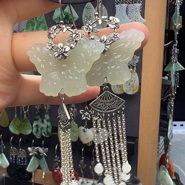 一***沫和田玉银S925镶嵌耳饰