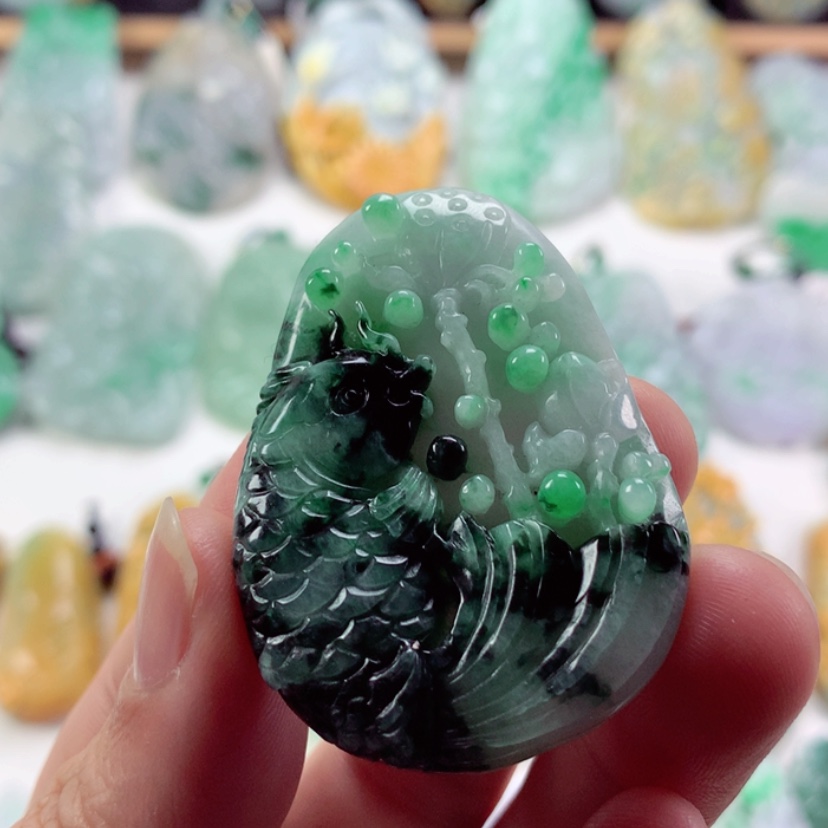 【闪购商品】翡翠吊坠(不含链)未镶嵌