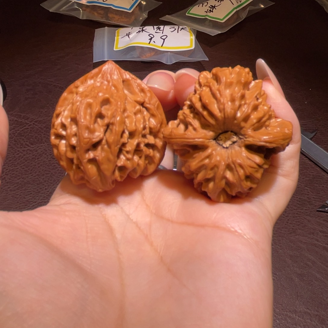 文玩核桃把件38龙门涧