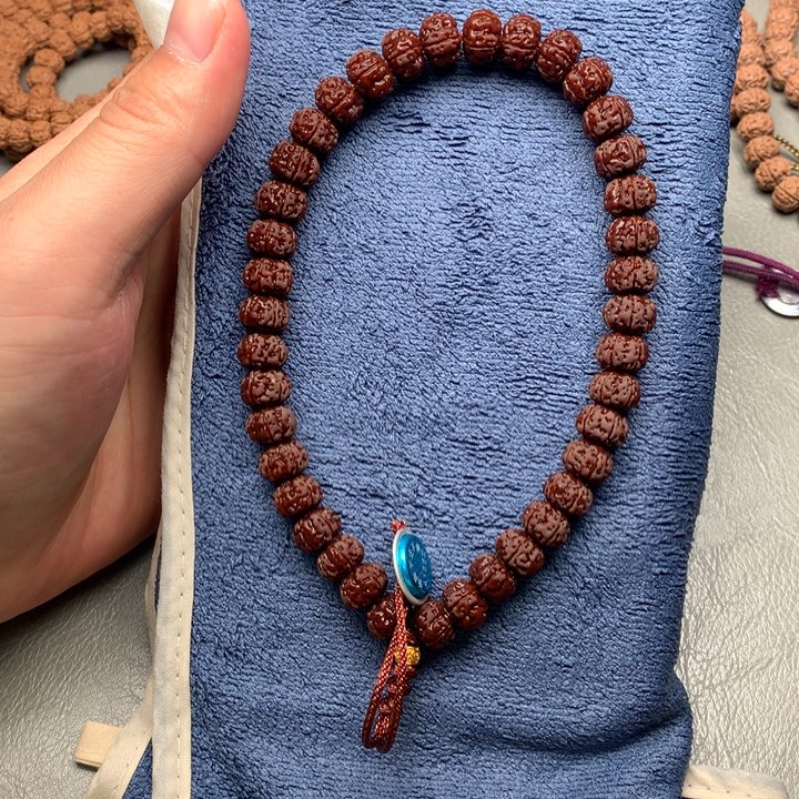 …***.金刚菩提吊坠老树王