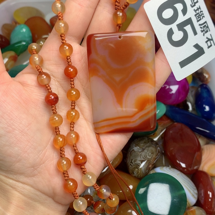 玛瑙/玉髓颈饰未镶嵌