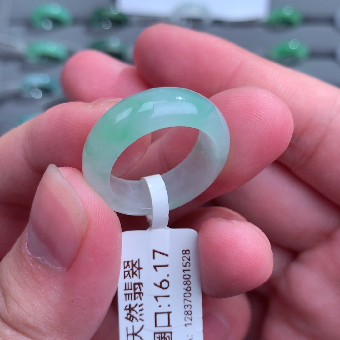 翡翠戒指未镶嵌天然
