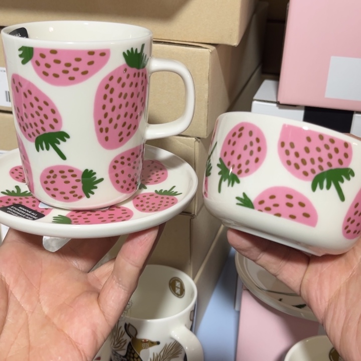marimekko日限粉草莓3件套