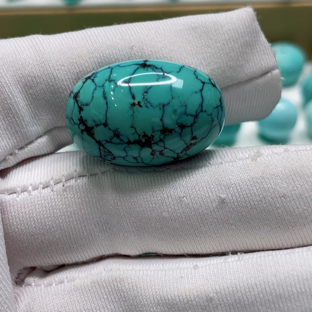 绿松石手链未镶嵌刚*?