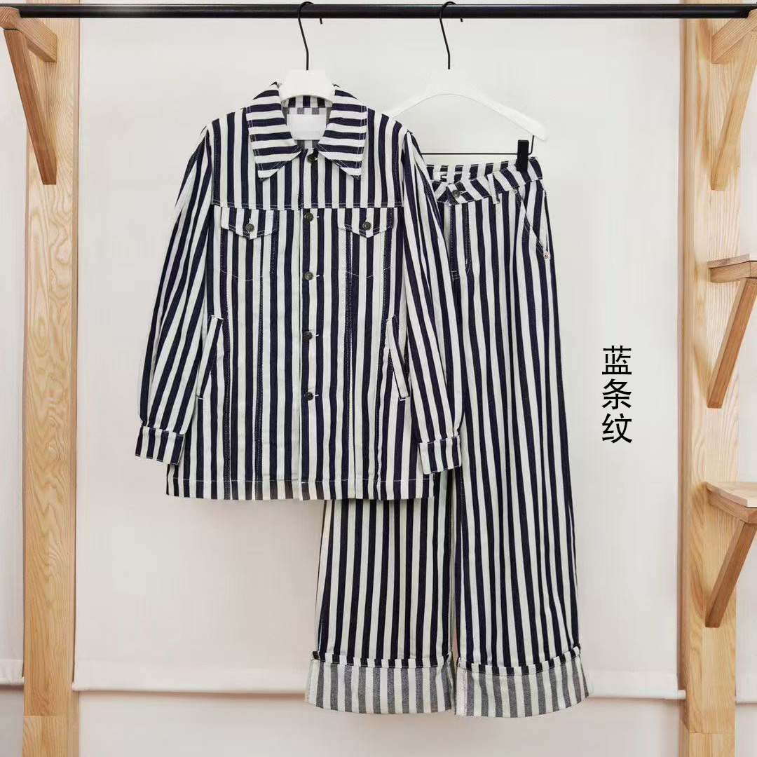 咩咩杨8025+8026条纹衬衫阔腿西裤套装