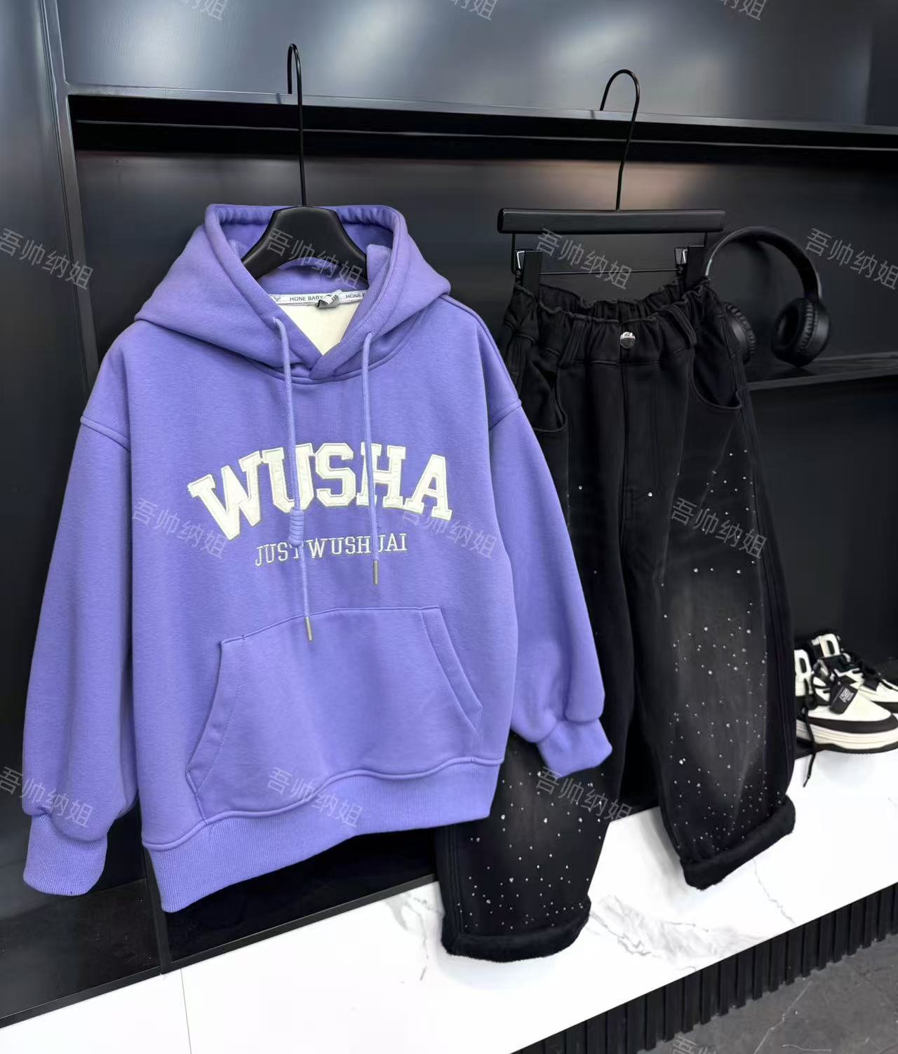 吾 2025【Y】12月9日 儿童时尚潮酷淡紫色加绒连帽卫衣5957-