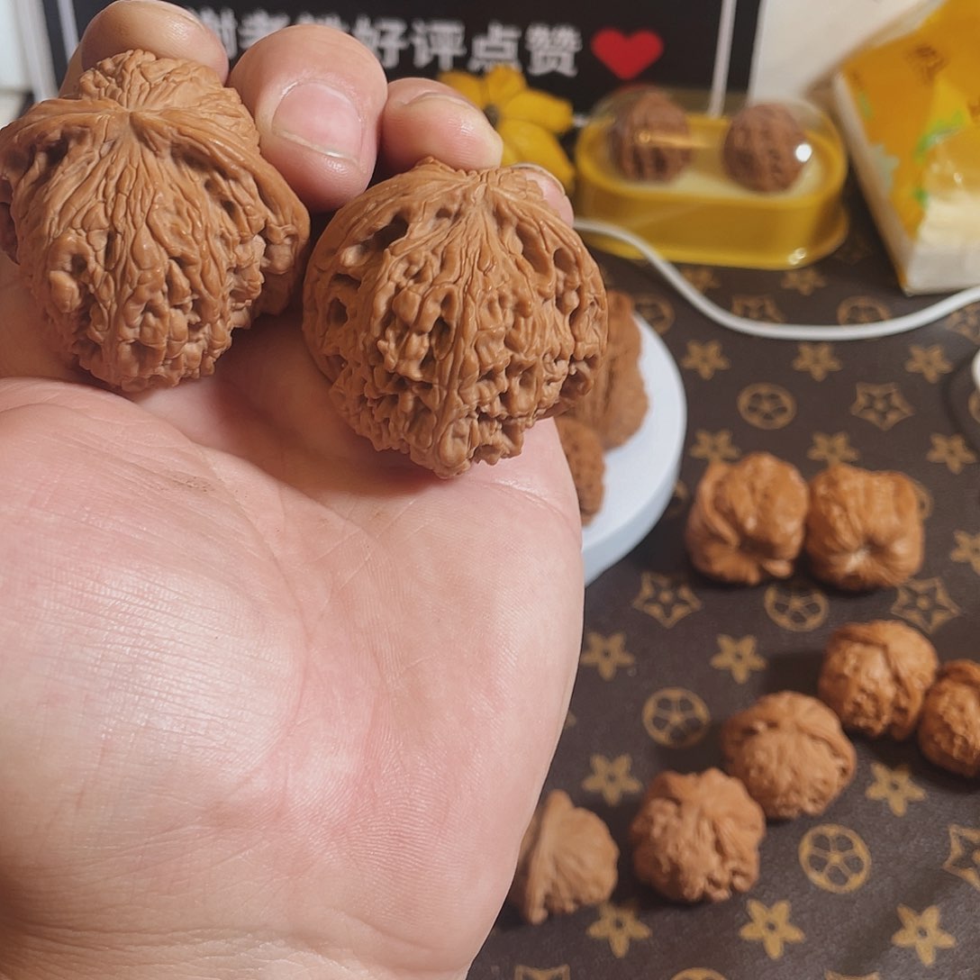 桃核吊坠南疆赵喜满