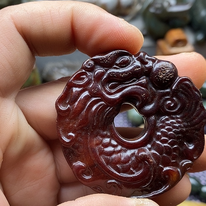 未镶嵌蛇纹石玉颈饰