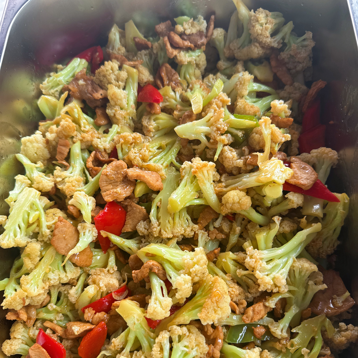 花菜炒肉片，花菜肉片