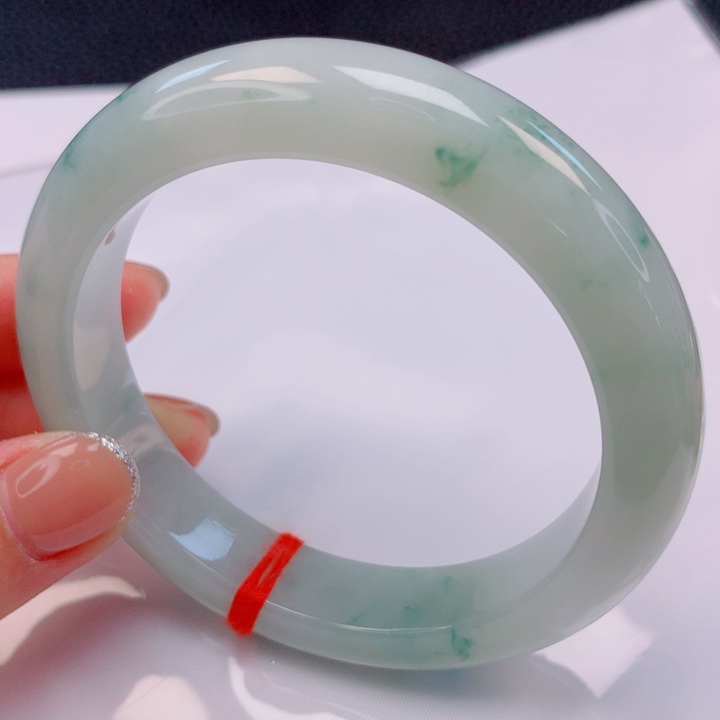 翡翠未镶嵌手镯61圈口