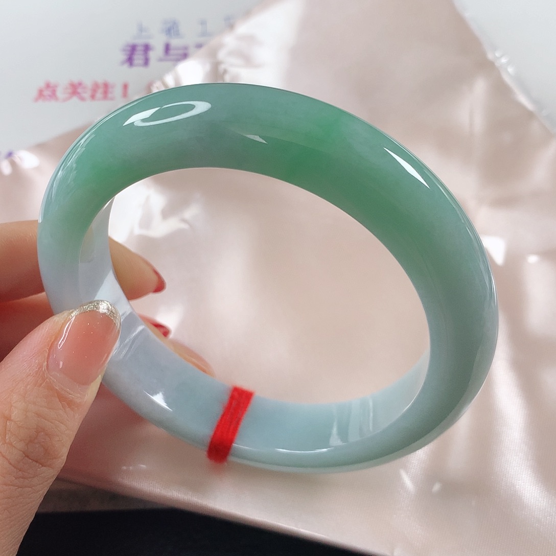 翡翠手镯未镶嵌 正圈①⑨⑥