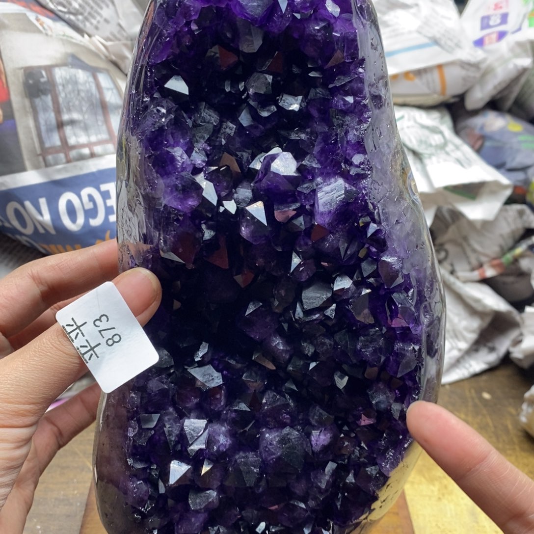 紫晶乌拉圭未镶嵌