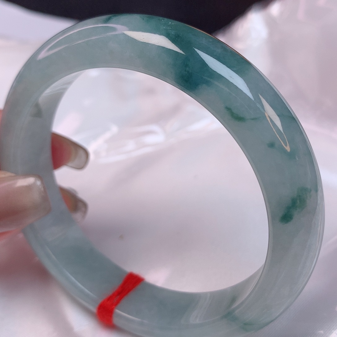 翡翠手镯未镶嵌58+ 翡翠手镯