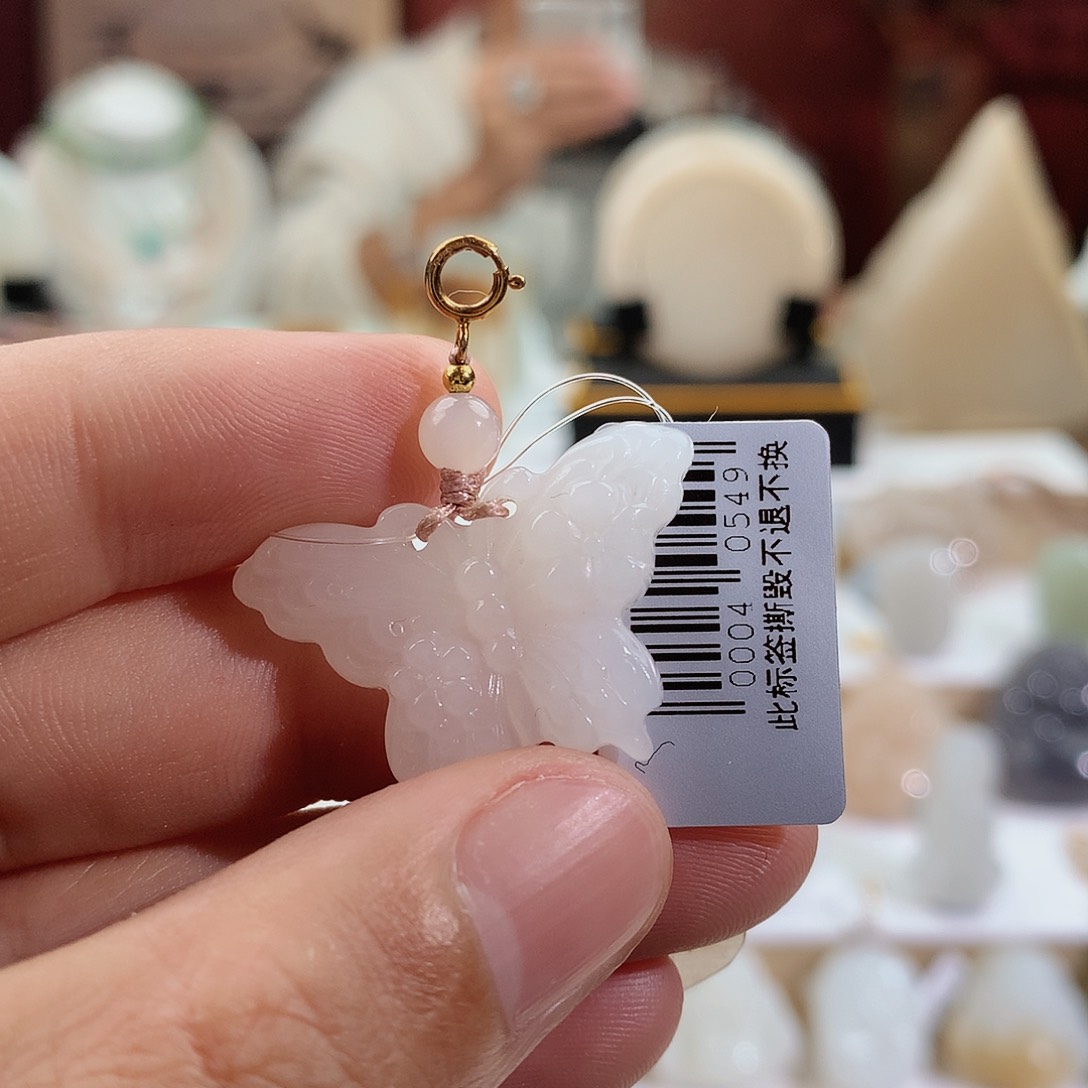 和田玉颈饰未镶嵌刘*山