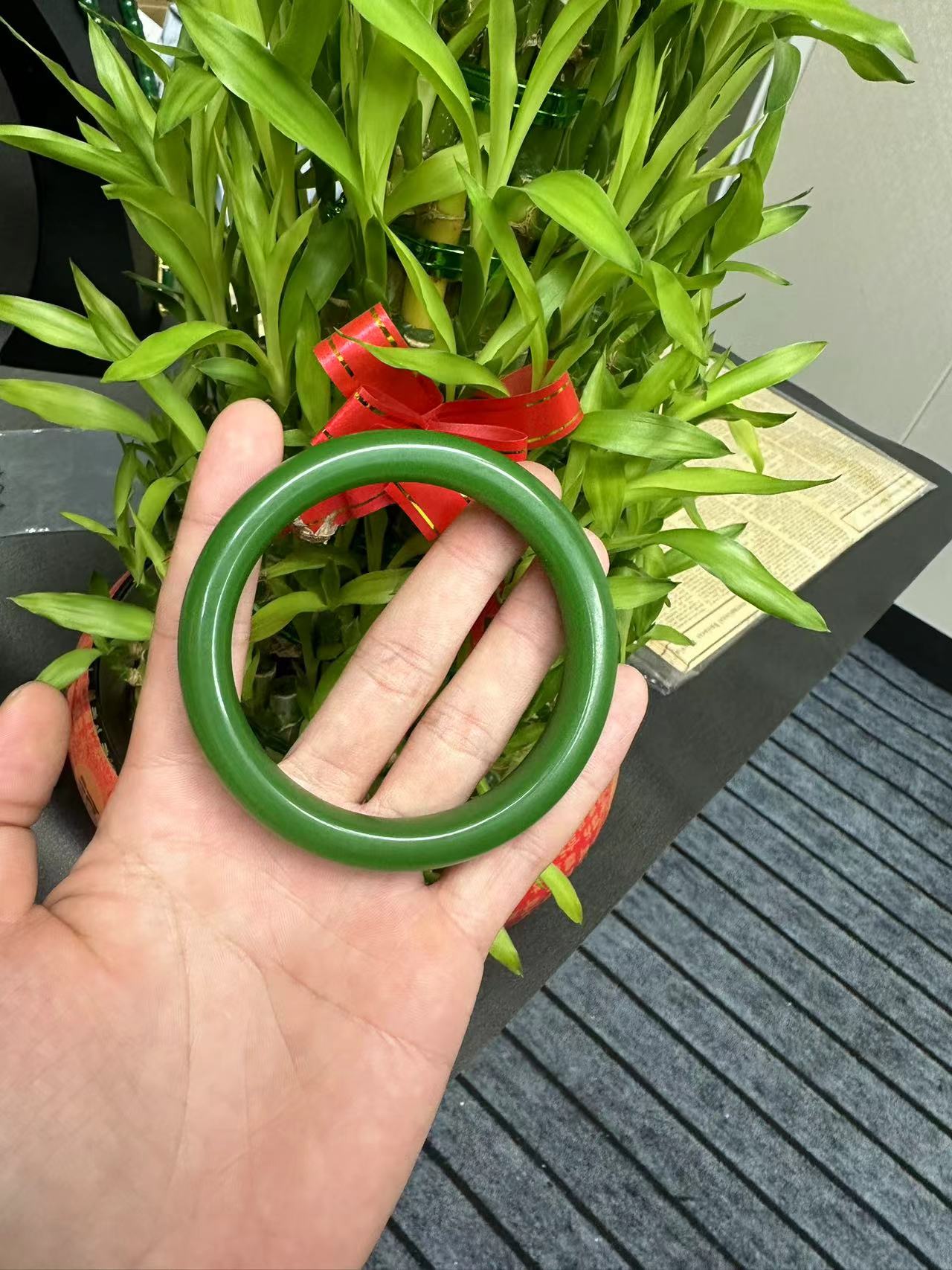 高端大气，时尚百搭，碧绿手镯