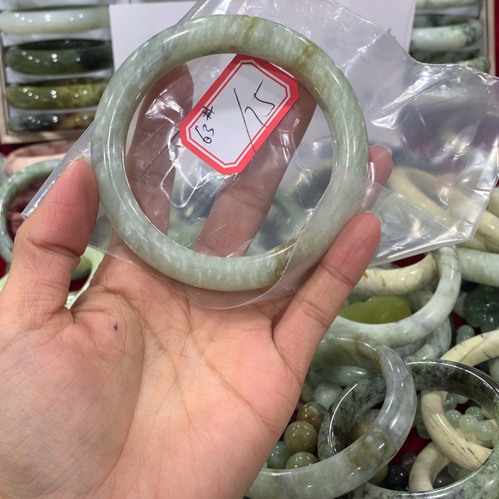 未镶嵌蛇纹石玉手镯姝*75