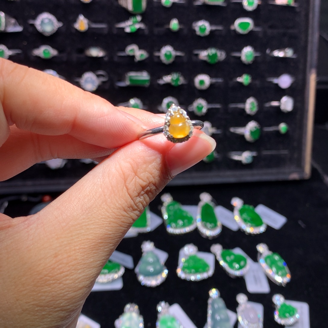 好***来翡翠银S925镶嵌颈饰翡翠