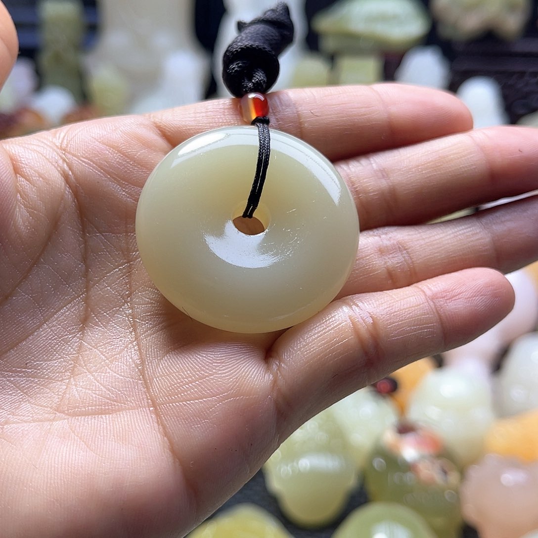 X****摆新疆昆仑山脉山料