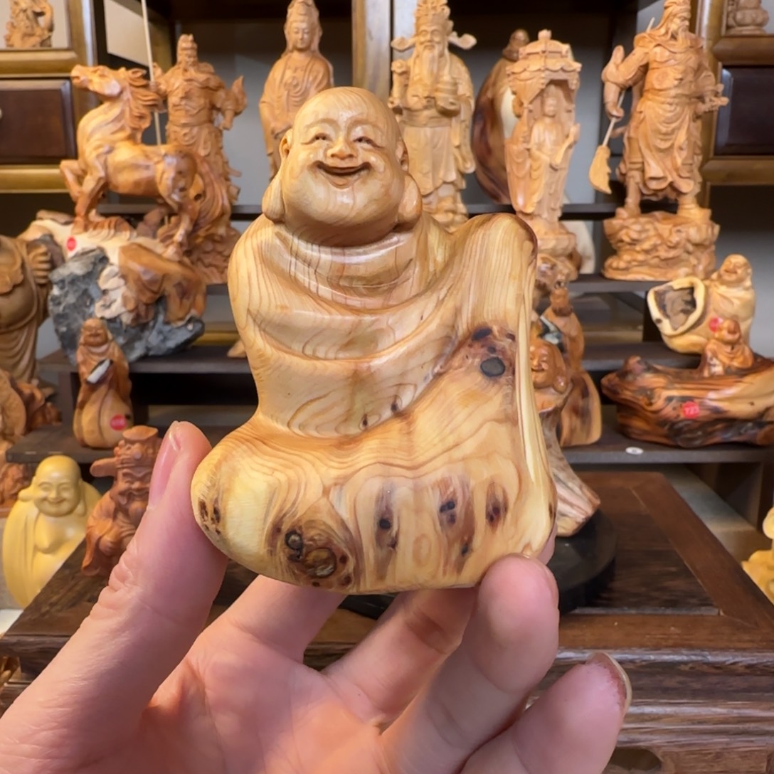 崖柏小木匠艺雕一物一拍