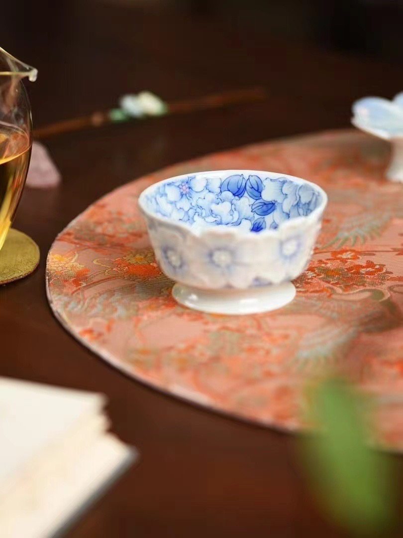 青樵轩樱花加彩雕刻杯