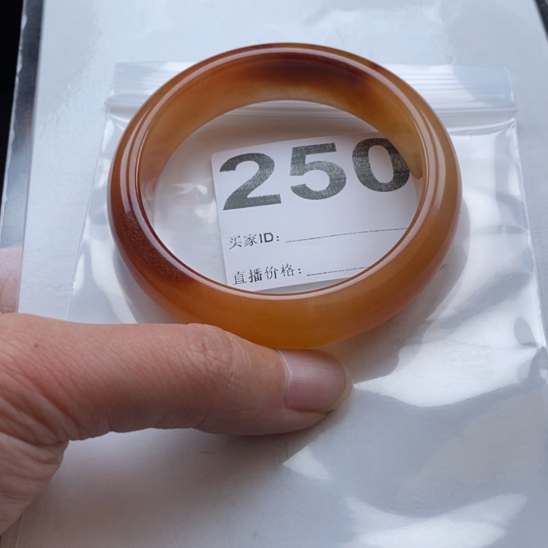 石英质玉（黄龙玉）手镯未镶嵌用****福250手镯60圈口