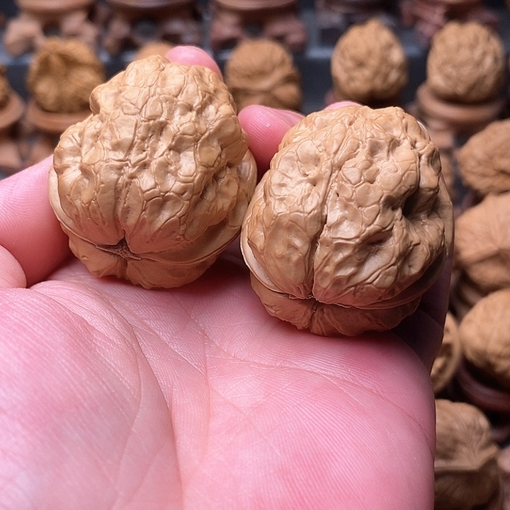 桃核把件金蟾疙瘩包……