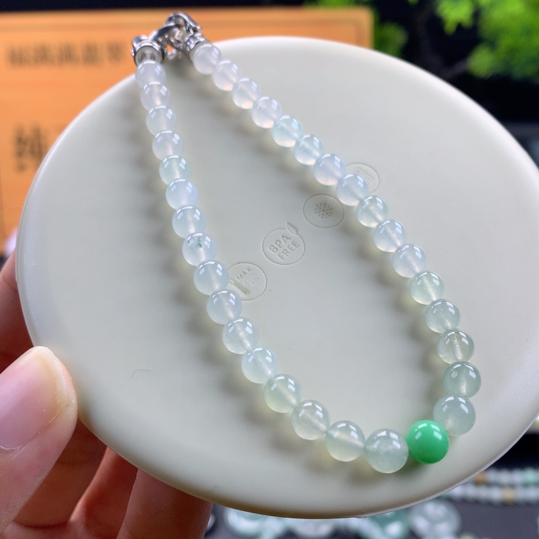 翡翠未镶嵌手链卡5.5