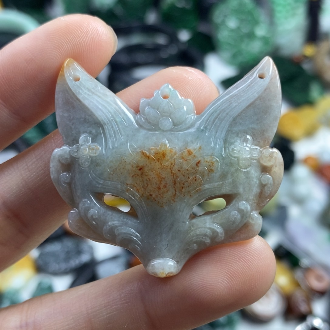 翡翠颈饰未镶嵌吊坠