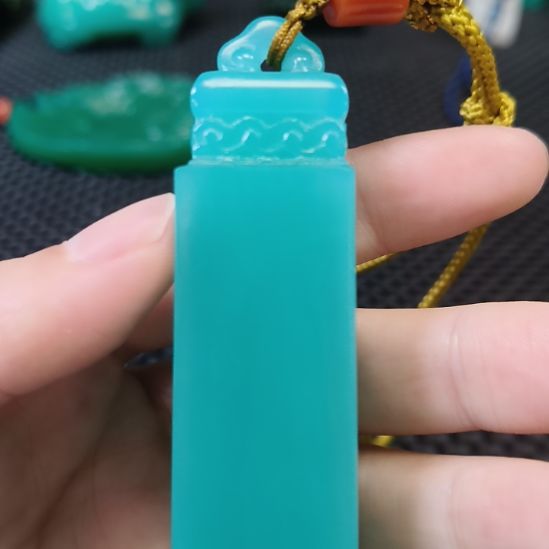 寿山石印石如意钮微瑕