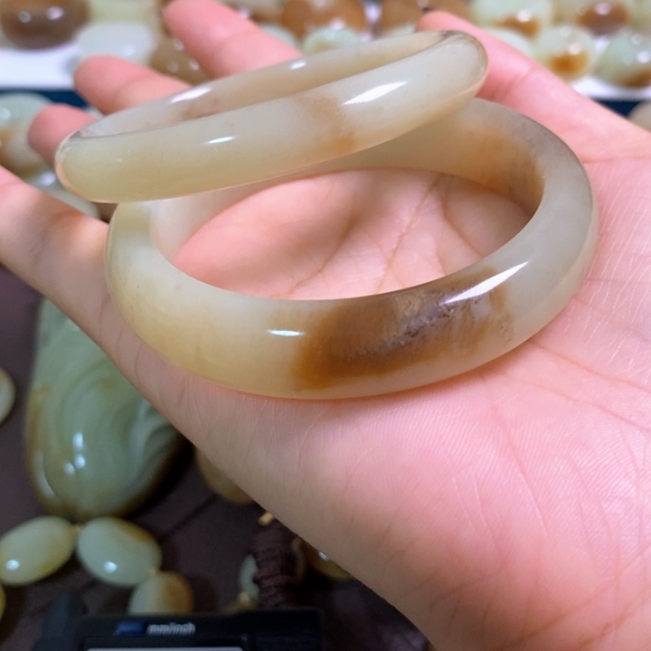 用***0和田玉未镶嵌手镯两只一起发