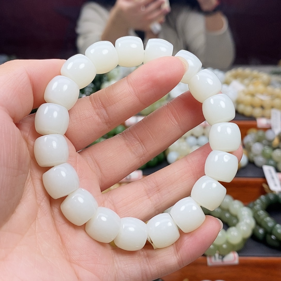 和田玉手链未镶嵌