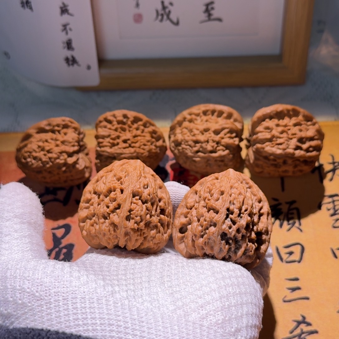 吊坠文玩核桃43三角南疆石