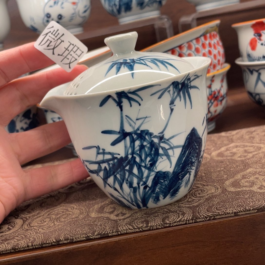 釉下手绘茶具微瑕