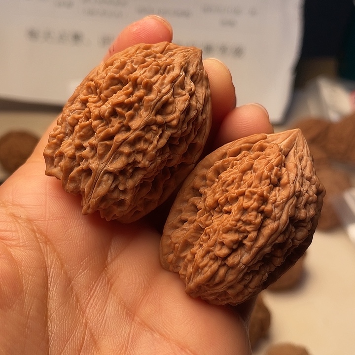 吊坠文玩核桃大沽石