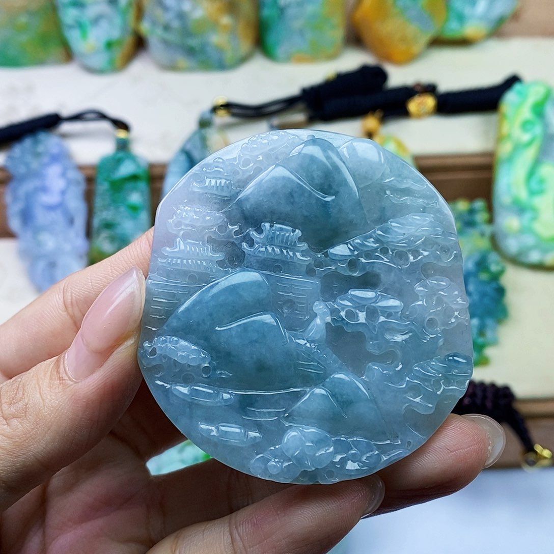 颈饰未镶嵌翡翠翡翠