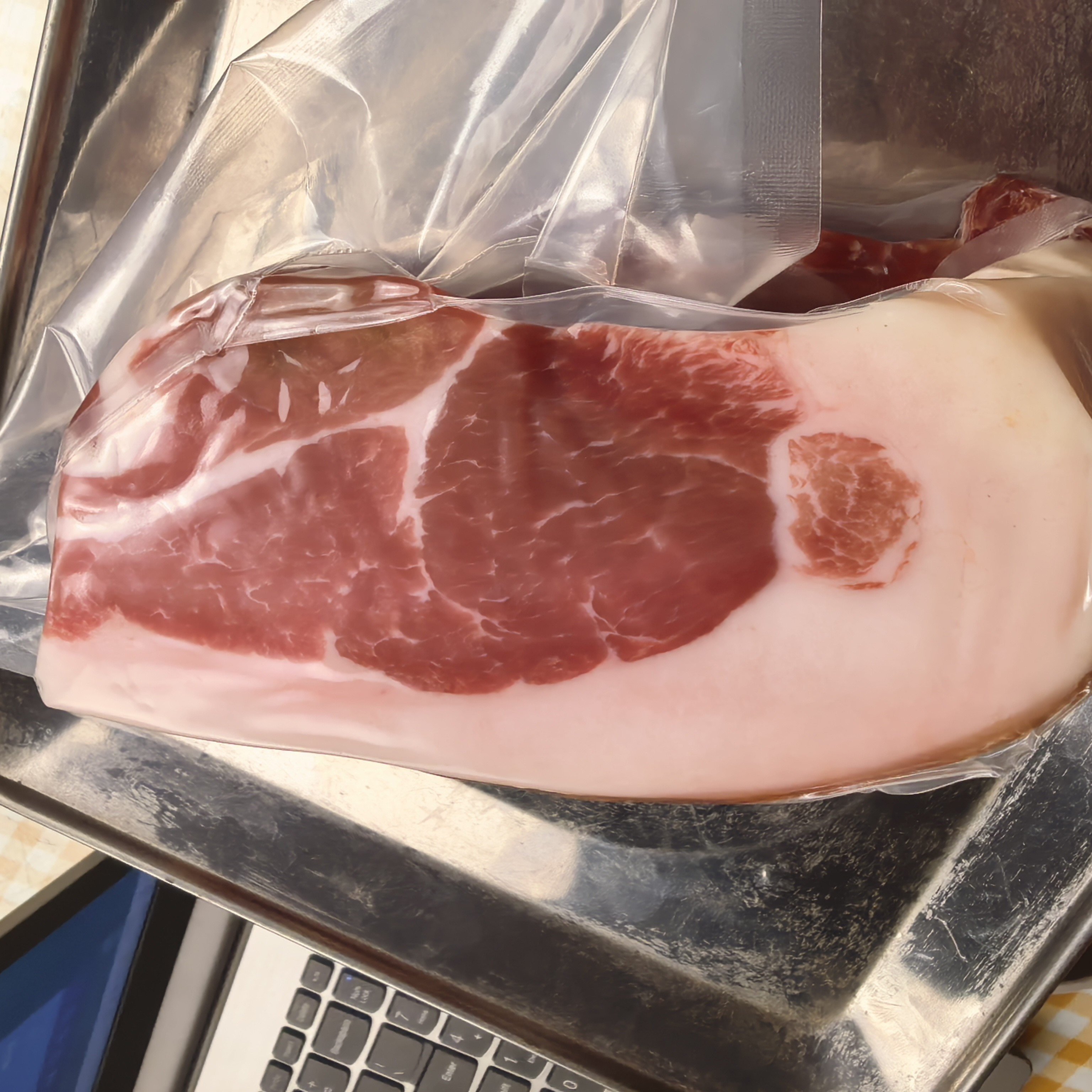 云南宣威本地正宗宣威火腿