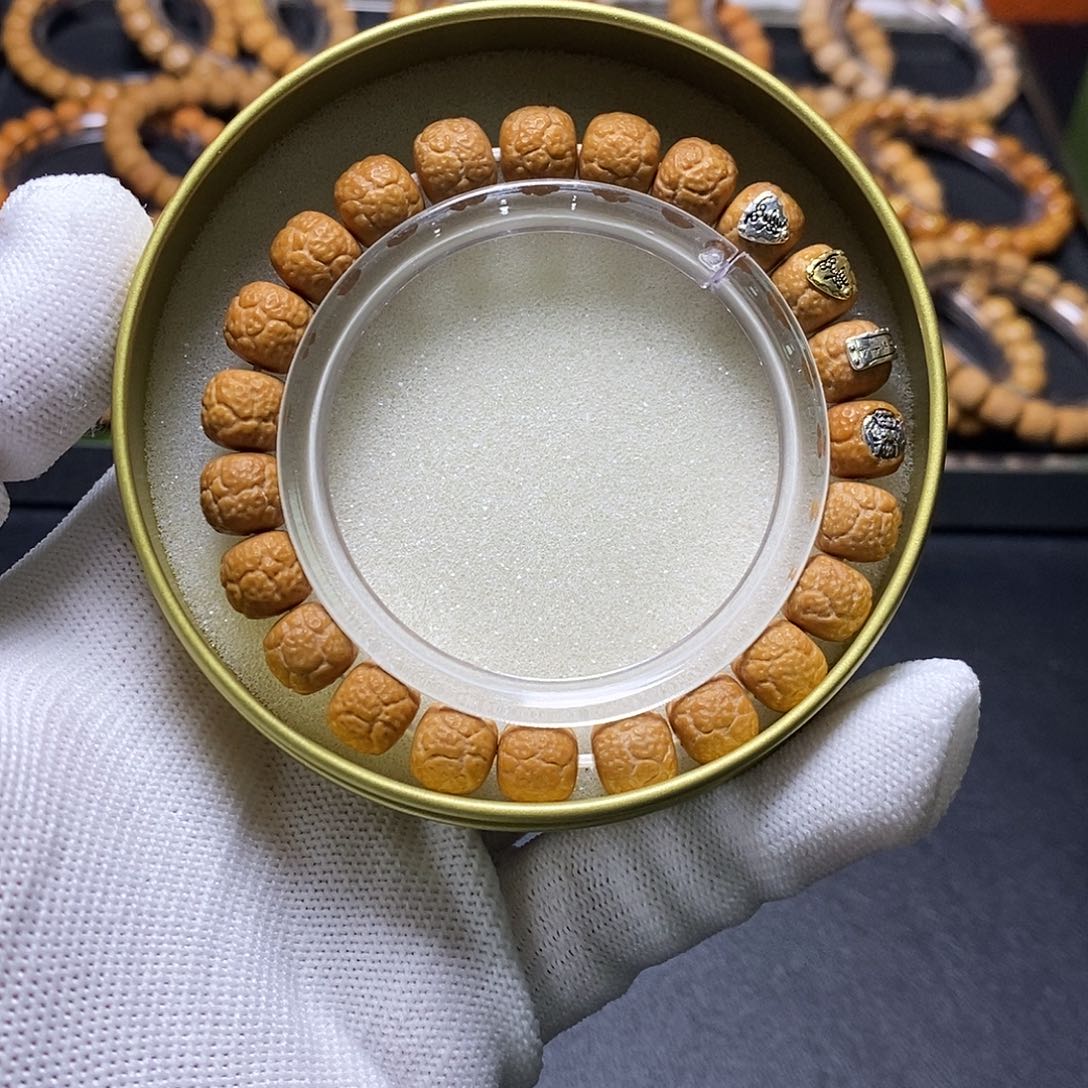 猴头核桃手串四标饕餮 10左右 全品 216号