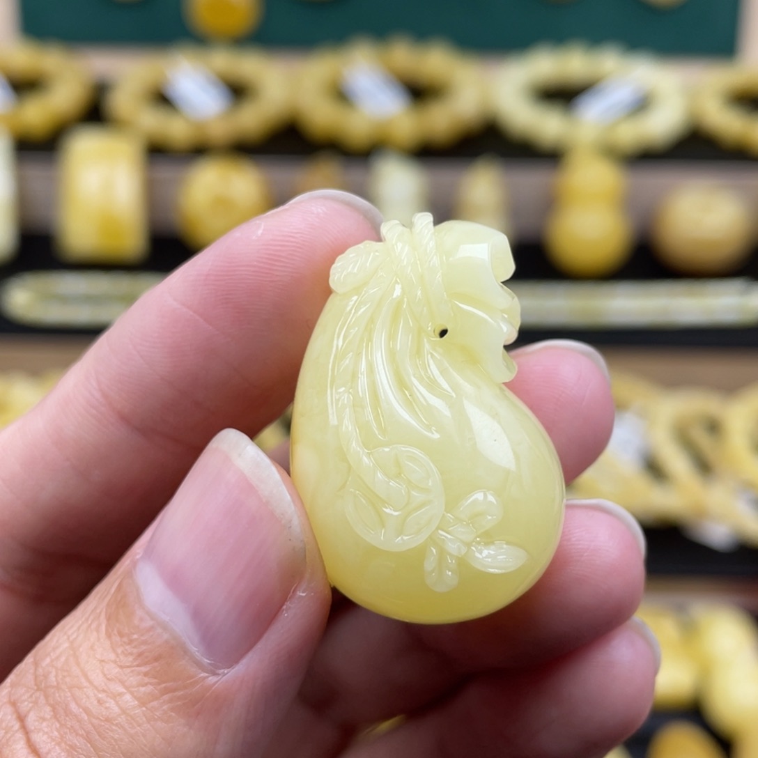 琥珀裸石未镶嵌琥珀蜜蜡