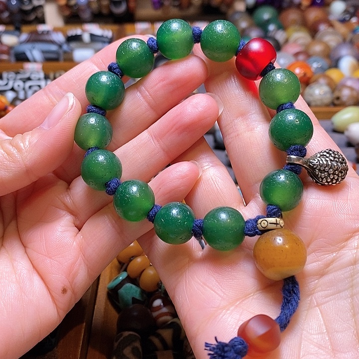 玛瑙/玉髓手串未镶嵌冬**来