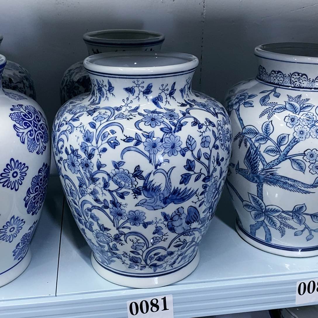 【闪购商品】摆件大肚瓶瓷器器………………………………